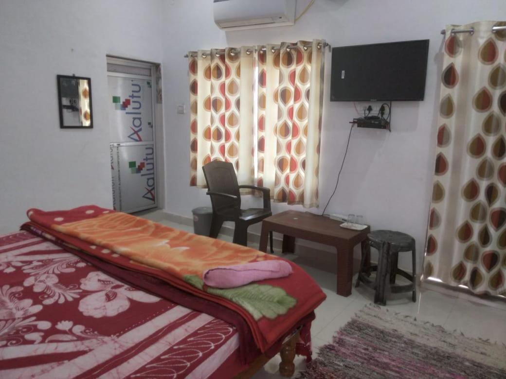 Happy Khajuraho Home Stay Exteriör bild